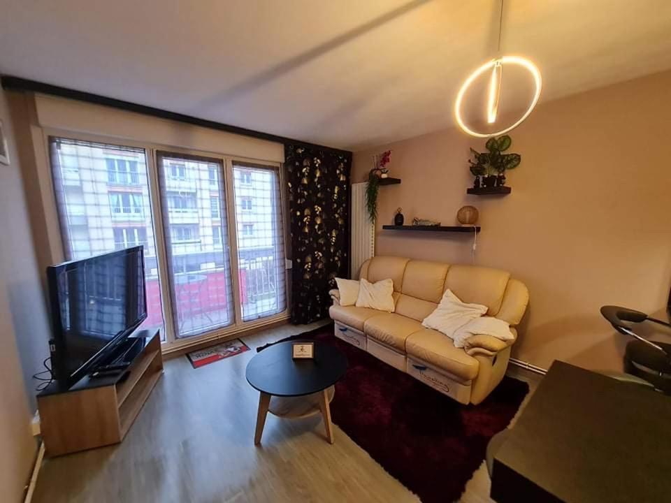 Chez Romain, Appartement Proche Commerces Et Centre Ville Avec Wifi Верден-сюр-Мез Екстер'єр фото